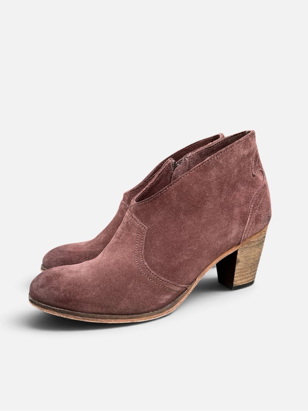 Johnston & Murphy Suede Western Ankle Booties in Brown/Mauve Block Heel Sz 8